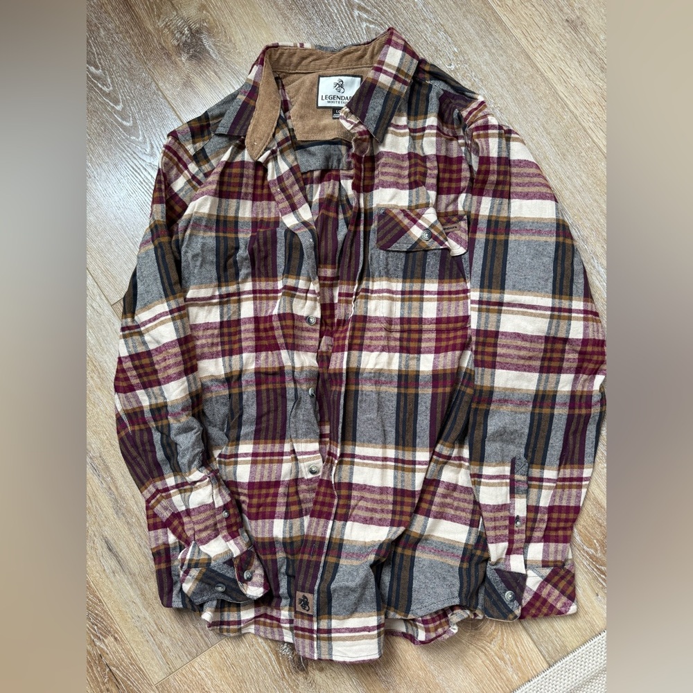 Brand new legendary white tail flannel so cozy!